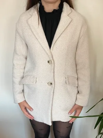 manteau long blanc et beige bershka taille Xs