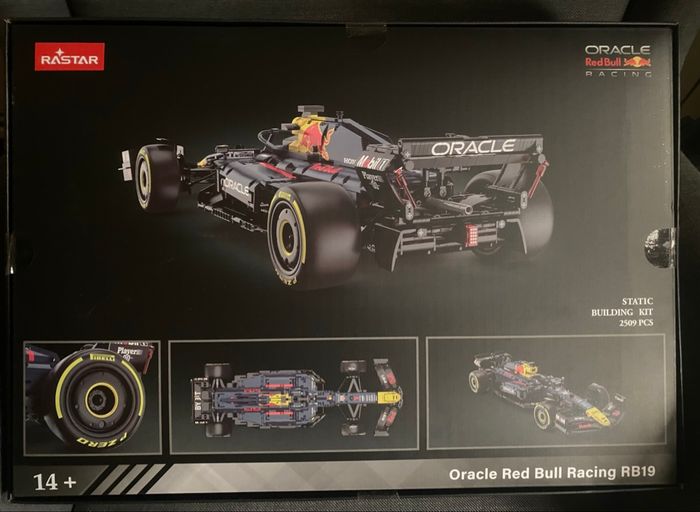 Oracle red bull  racing RB19 - photo numéro 4