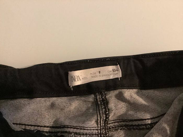 Legging noir fille zara 9 ans  bon etat - photo numéro 2