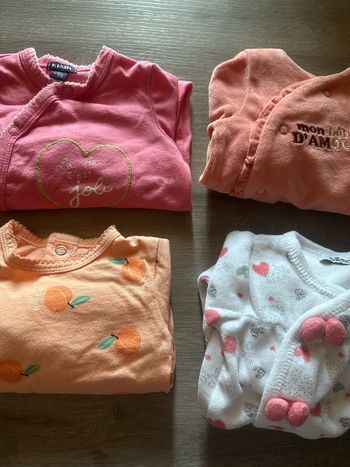 Lot de 4 pyjama 1 moi