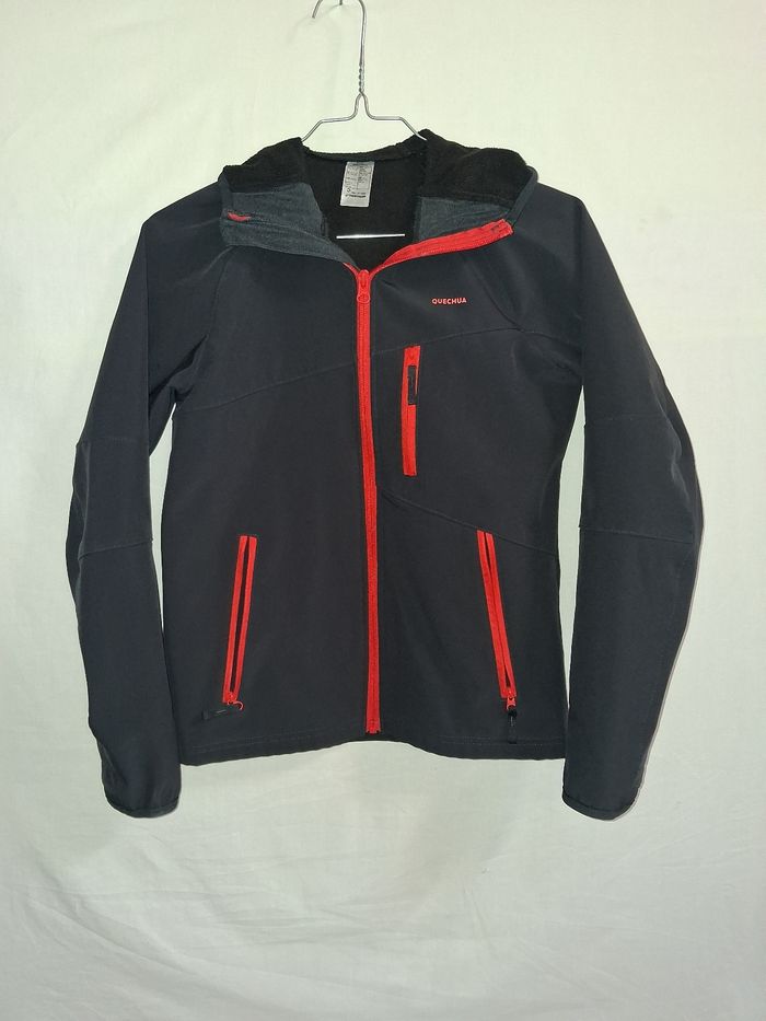 Coupe vent bleu marine queshua taille 11/12ans , neuf sans étiquette