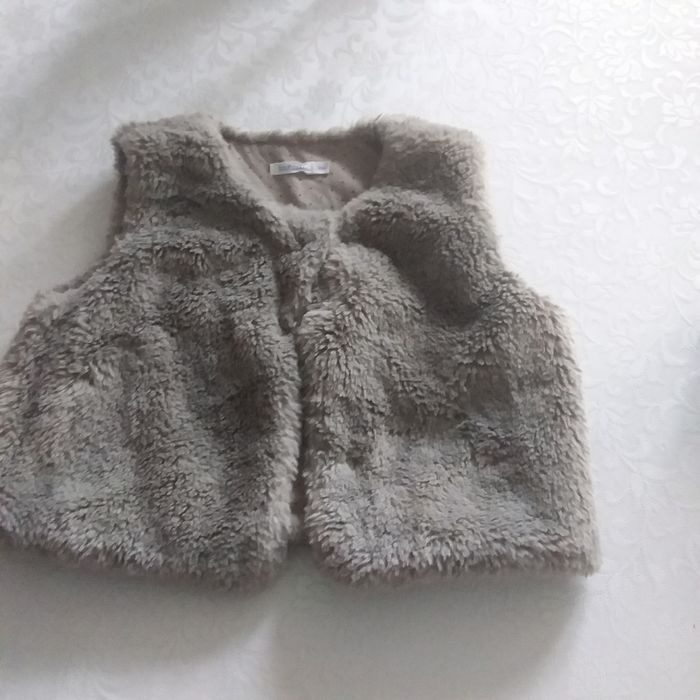 Beau gilet fausse fourure gris - photo numéro 2