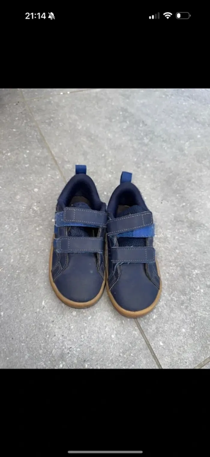Basket adidas taille 26 tres bonne etat