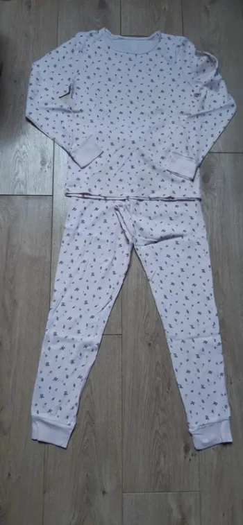 Pyjama rose clair motifs fleuris kiabi 12 ans neuf jamais porté