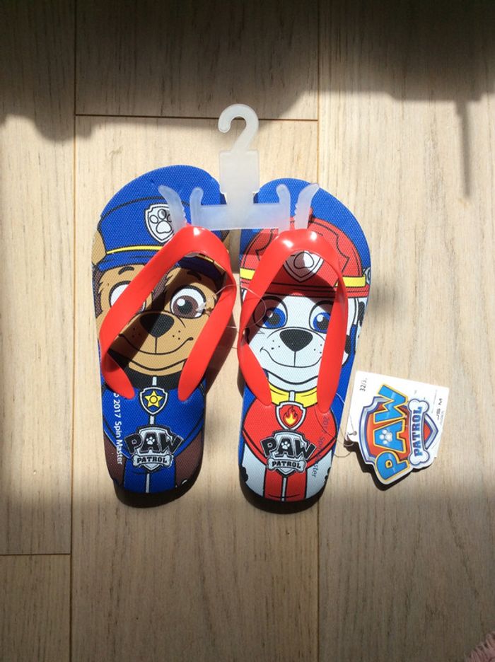 Tongs claquettes Pat Patrouille 32/33 Neuves