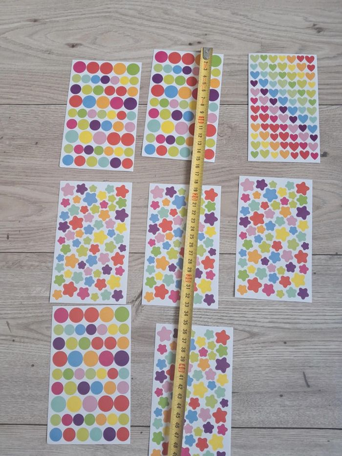8 planches gommettes formes et couleurs - photo numéro 2