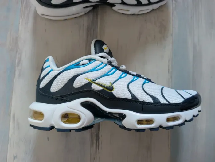 Sneakers Nike Air Max TN Plus taille 42 neuf - photo numéro 7