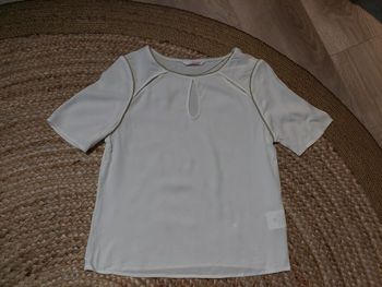 Haut/blouse blanche et dorée Camaïeu neuve t 36