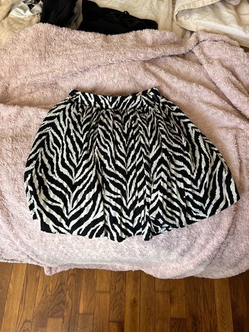 Jupe noir et blanche