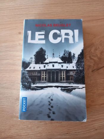 Roman Le Cri - Nicolas Beuglet