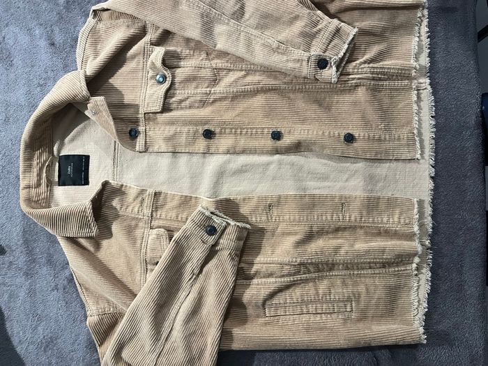 Veste sur chemise Zara