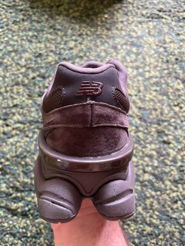 New Balance 9060 Brown - photo numéro 3