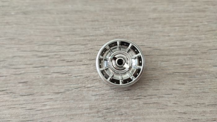 Jante avant avec axe pièce détachée miniature Bburago Burago Chevrolet Corvette 1957 1/18 1/18e 1/18