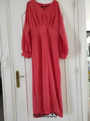 Robe longue à manches longues corail