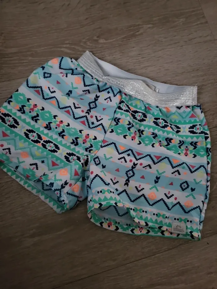 Short 8 ans