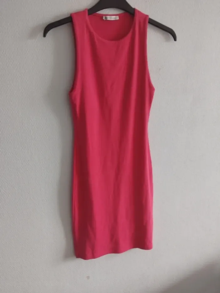 Robe moulante taille S - photo numéro 2