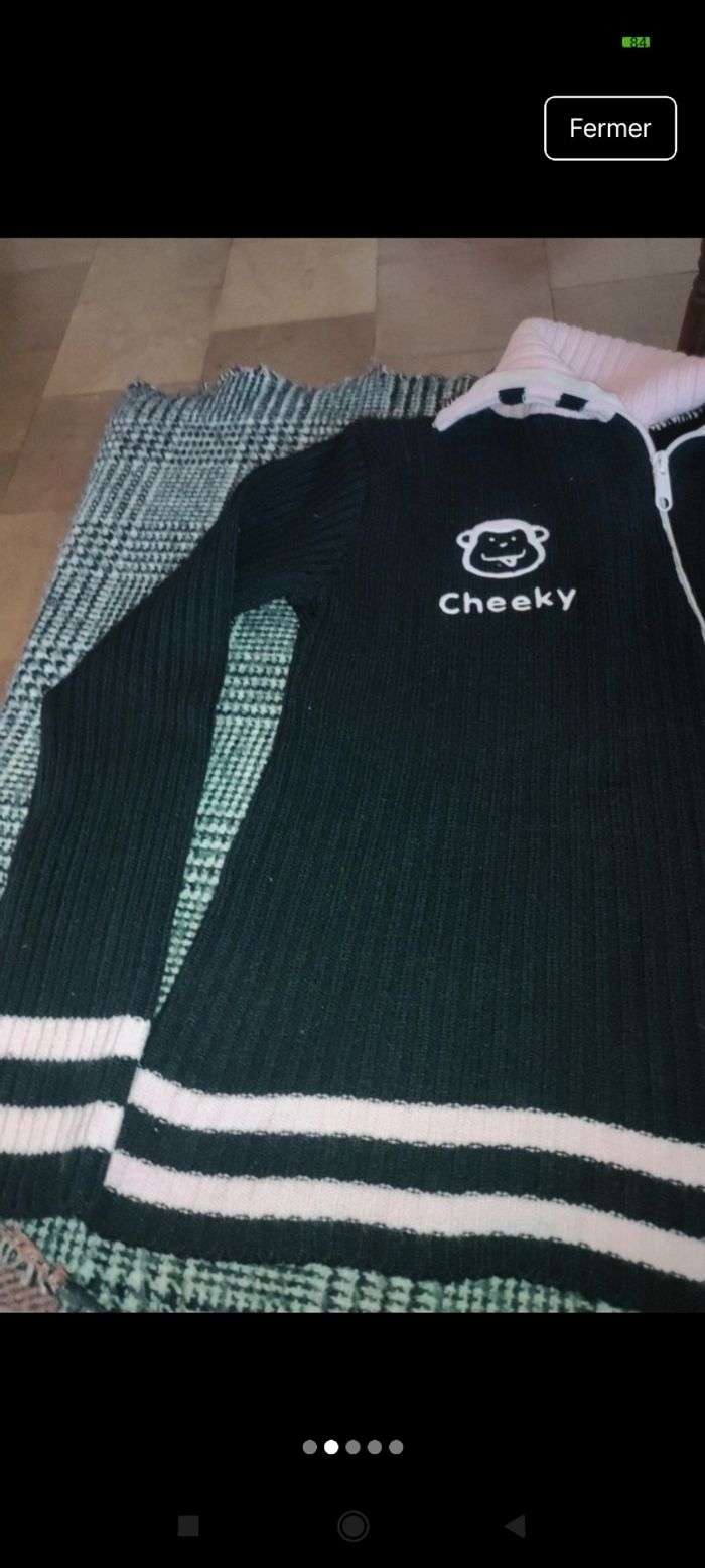 Très beau gilet fille e57 - photo numéro 4