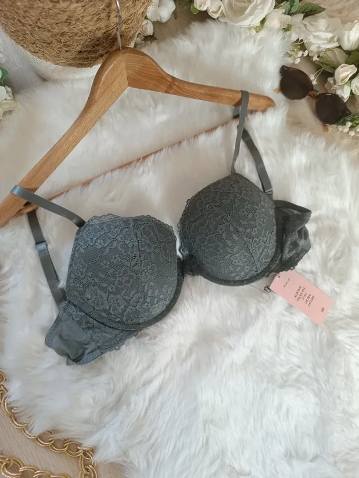 Soutien gorge H&M 95c neuf avec étiquette