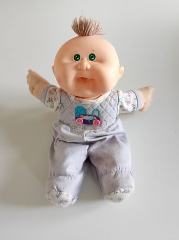 Poupée cabbage patch kids 30 cm hasbro 1983