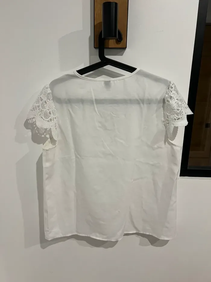 Blouse t shirt blanc - photo numéro 2