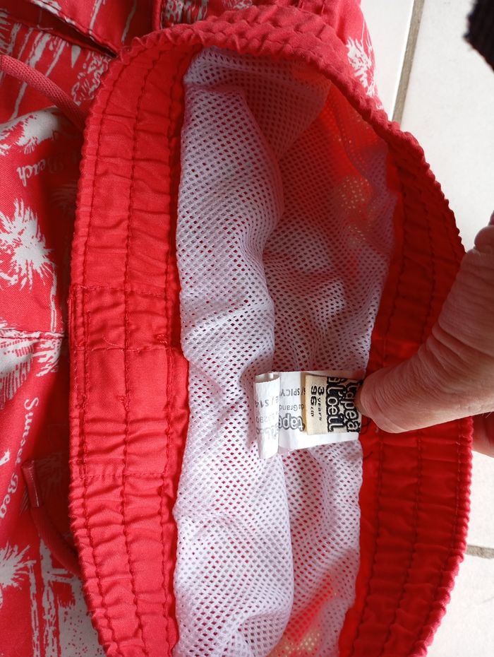 Maillot de bain short 3 ans tao neuf - photo numéro 3