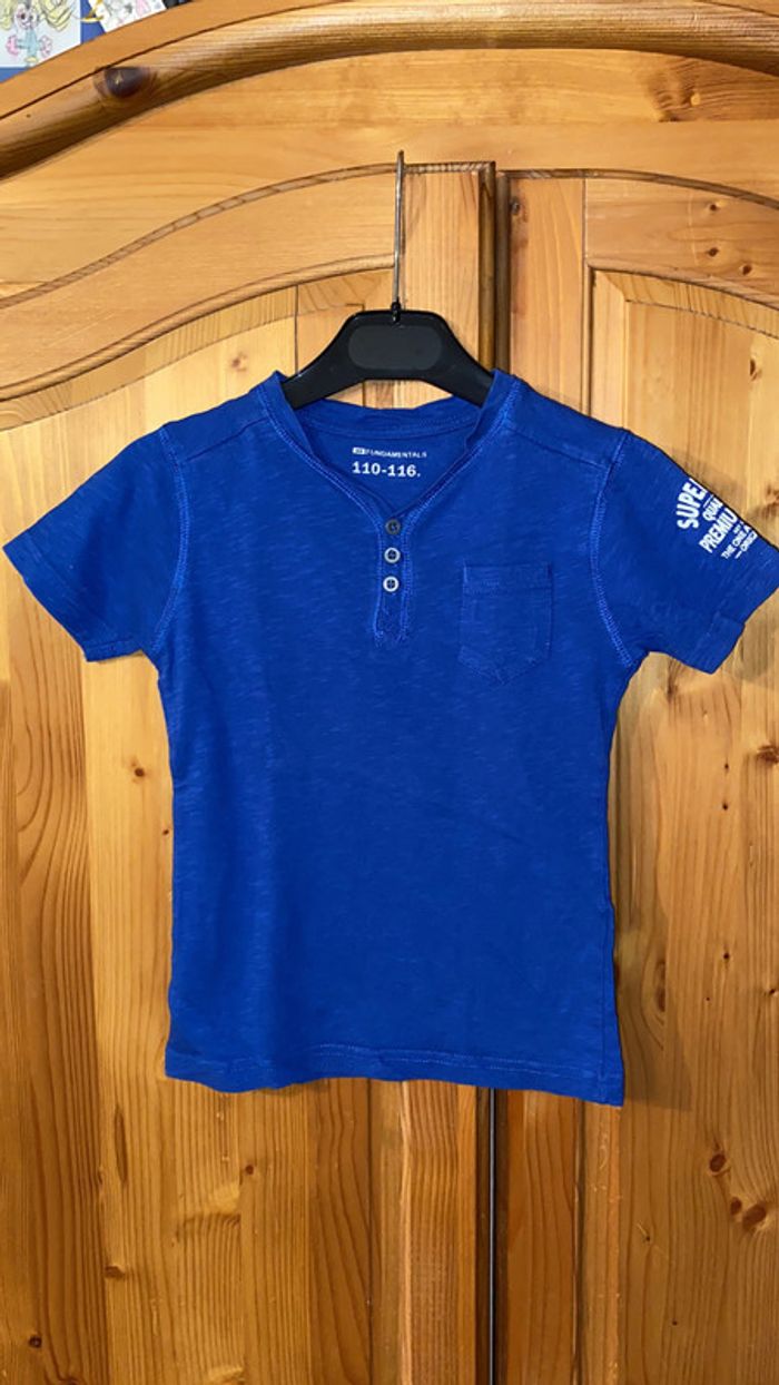 T shirt