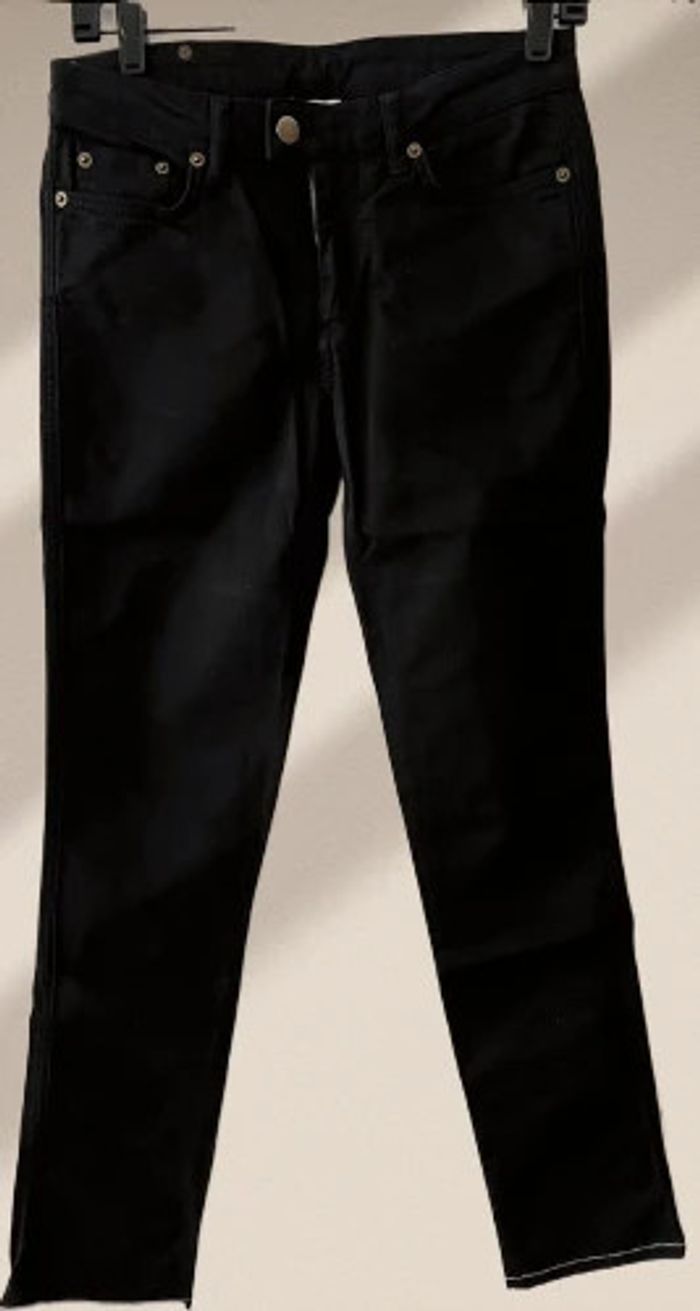 Jean coupe ajustée slim noir intense taille 28 – Red Valentino