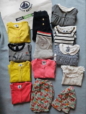 Lot petit bateau 6 mois