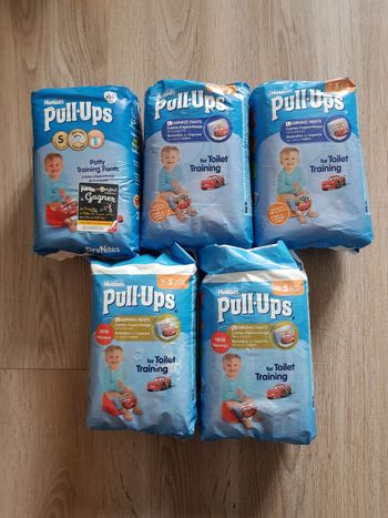 Couches culottes huggies