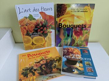 Lot de 4 livres sur l’art floral & les bouquets