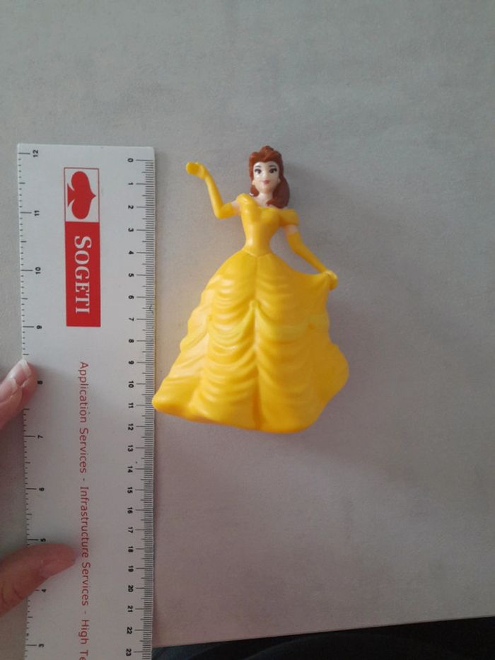 Figurine princesse Belle Disney - photo numéro 7