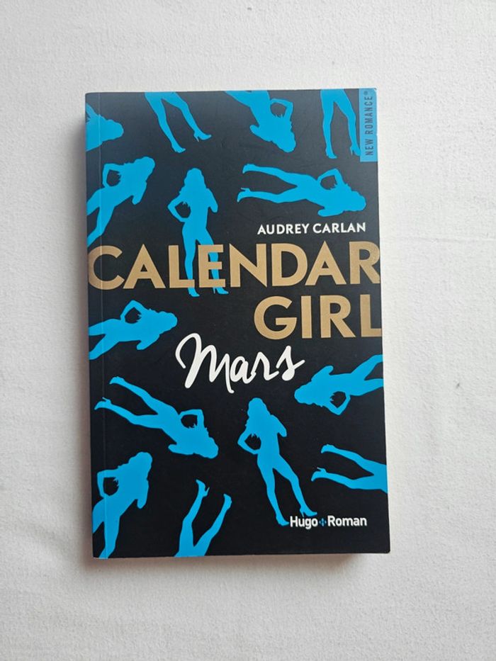 Livre calendar girl mars