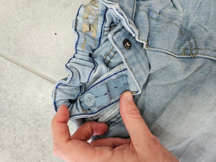Short en jean bleu clair garçon 4/5 ans - photo numéro 2