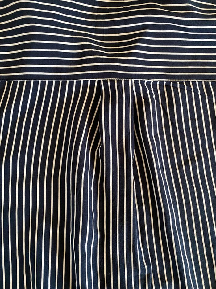 Chemise Pimkie Collection blanche et bleue marine à rayures taille M - photo numéro 18
