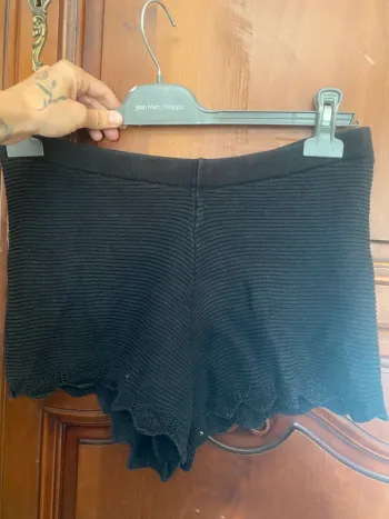 Short en maille côtelé crochet