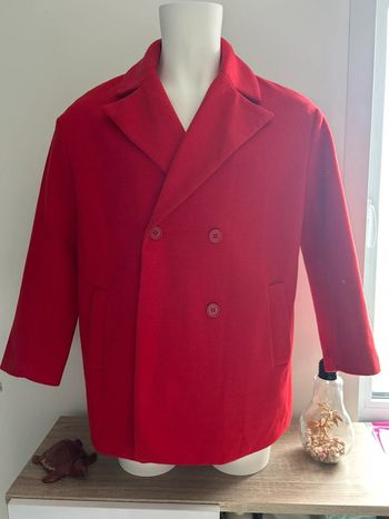 Magnifique manteau rouge