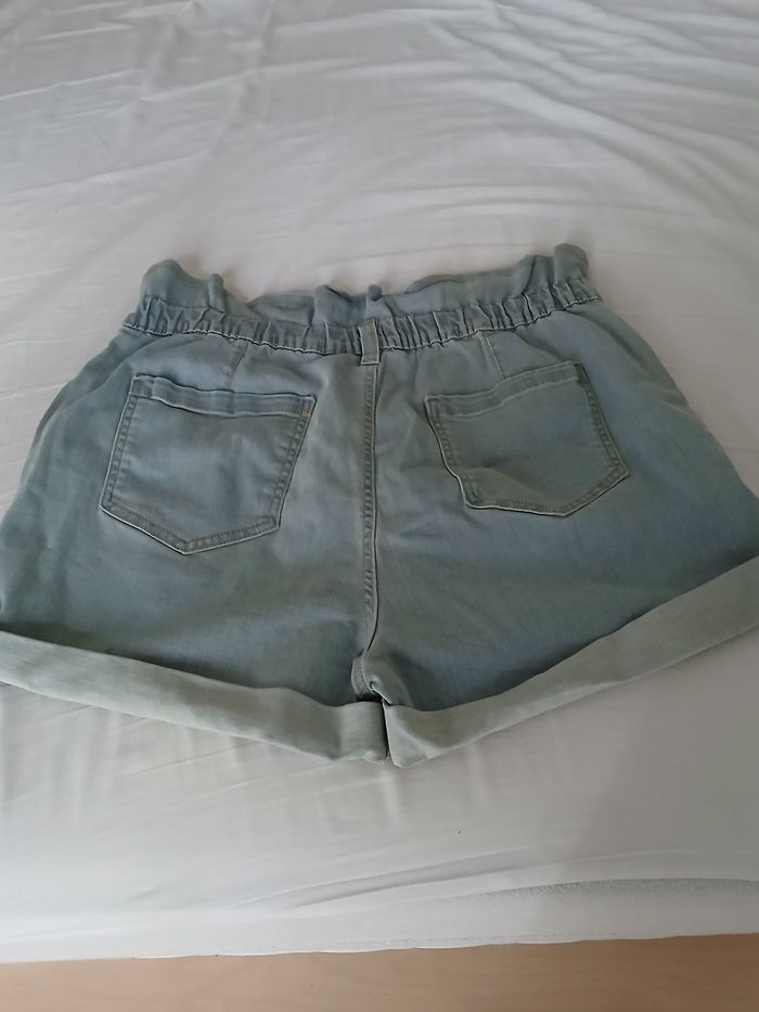 short neuf - photo numéro 3