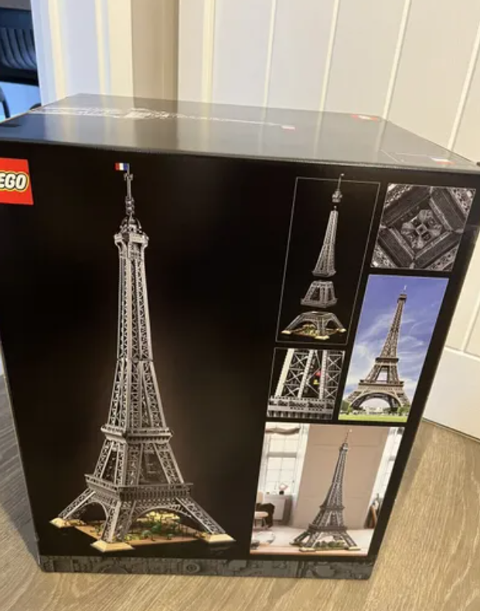 Lego Tour Eiffel (10307). Tout neuf. Scellé - photo numéro 3