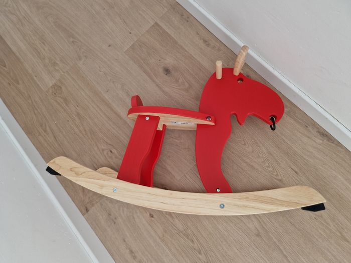 Porteur / Cheval à bascule Élan en bois rouge IKEA (Moose) - photo numéro 4