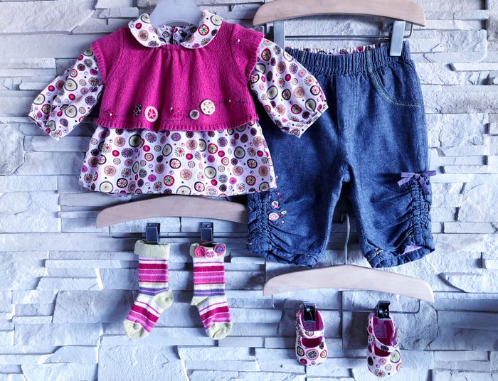 CATIMINI - ENSEMBLE 6/7P BÉBÉ FILLE MOTIF FORMES GÉOMÉTRIQUES, BRODERIES & FANTAISIES 3M