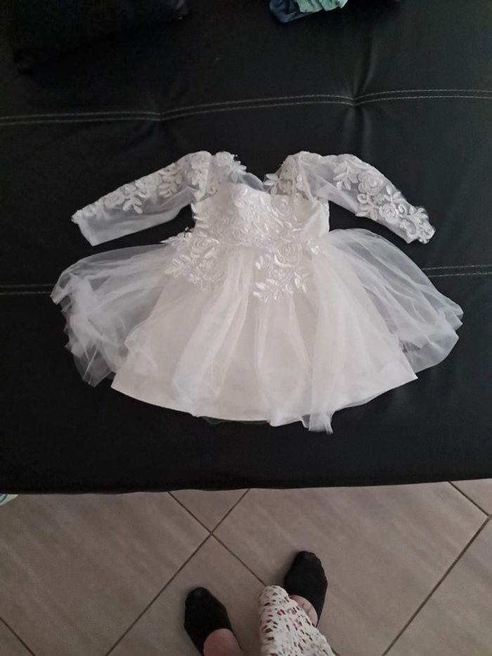 Robe baptême ou mariage - photo numéro 2