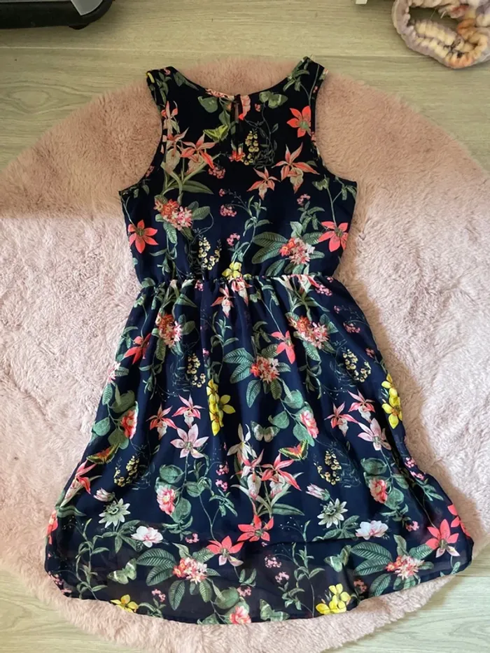 Robe fluide fille à fleurs - photo numéro 3