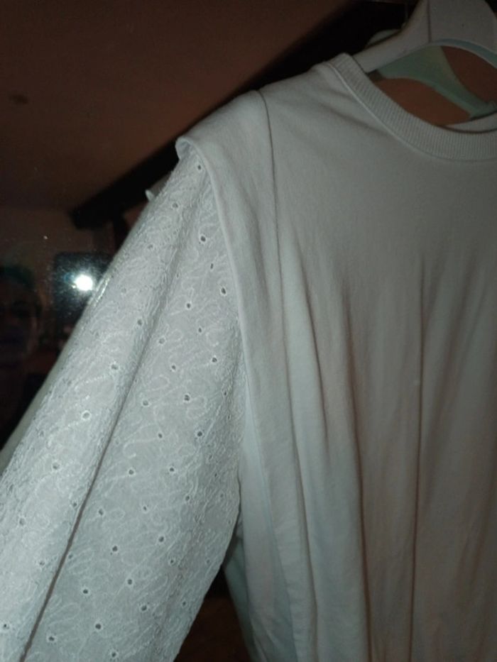 Sweat broderie anglaise - photo numéro 4