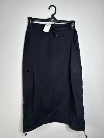 👗jupe Noir taille haute  - taille 36 - Pimkie collection - neuf avec étiquette