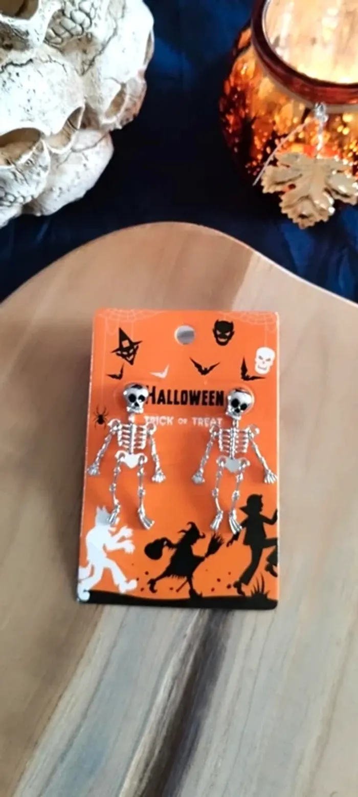 Boucles d'oreilles squelette