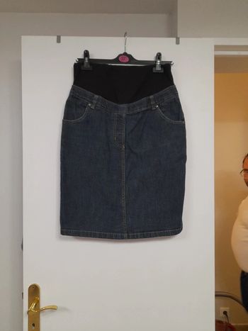 Jupe en jeans de grossesse