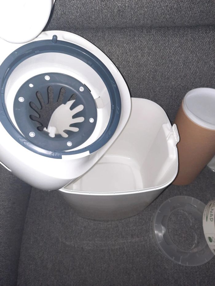 Poubelle à couche et recharge Tommee Tippee Beebs