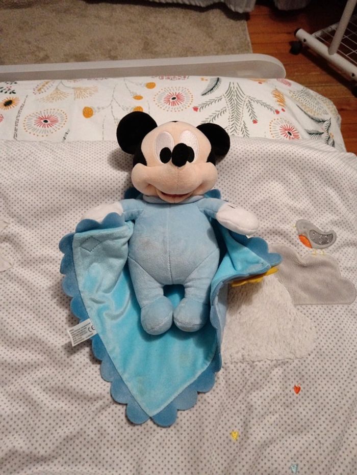 Peluche mickey - photo numéro 2