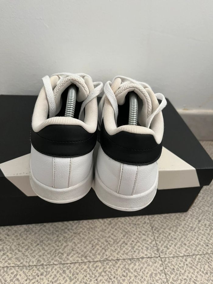 Baskets Adidas Blanches Taille (38) - photo numéro 5
