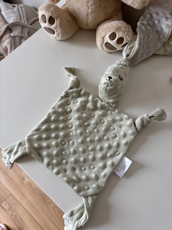 Doudou Beyondbun vert d’eau